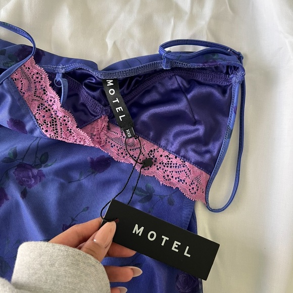 Motel Rocks Dress - Picture 2 of 3